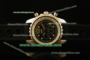 Breitling TriBrlc085 Chronospace Rubber Steel Watch
